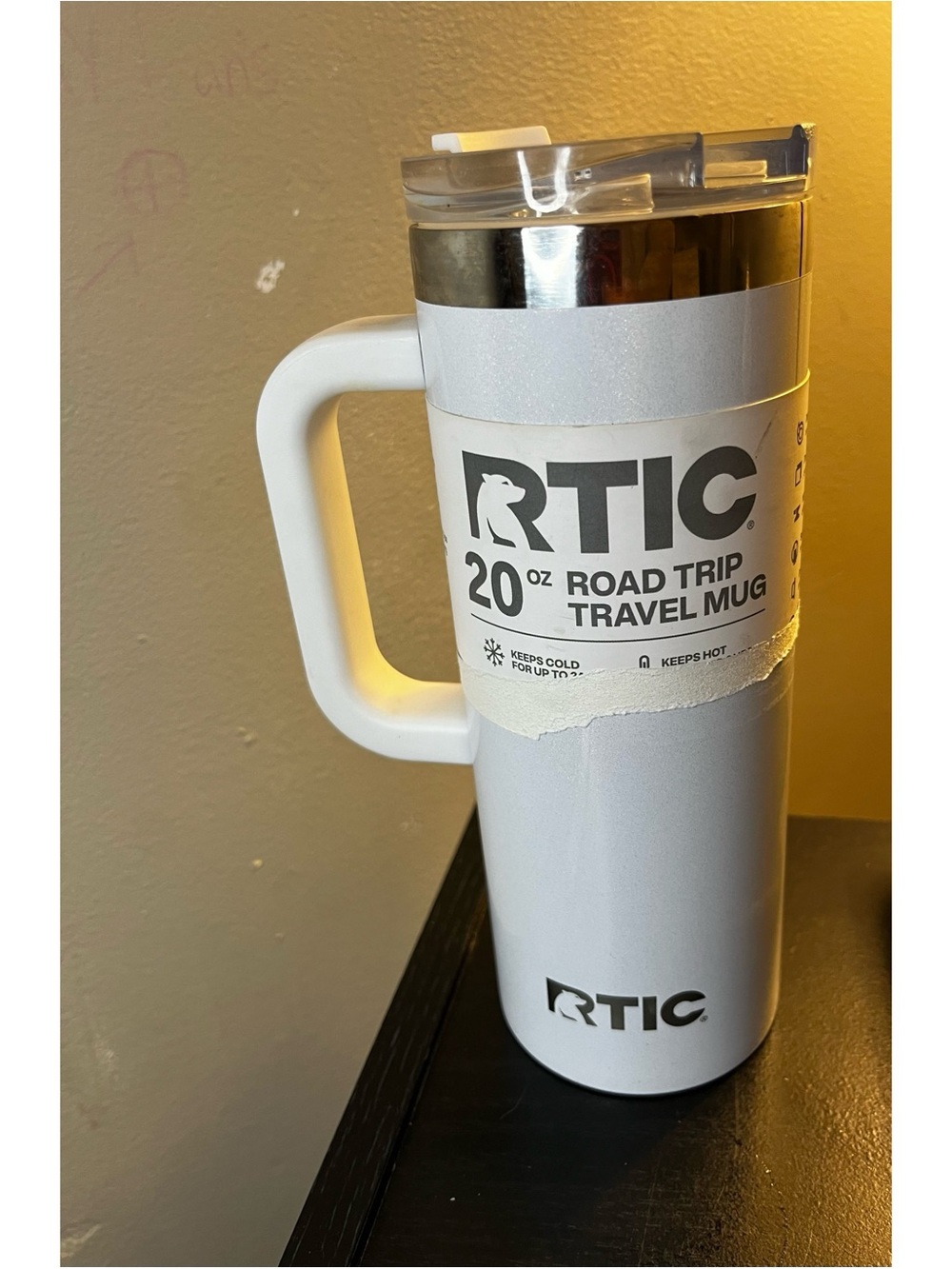 RTIC 20 oz Road Trip Travel Mug - White
